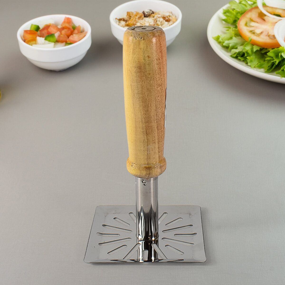 Kitchen Tools Wooden Handle Square Stainless Steel Potato Masher (1 Pc) - Image 1