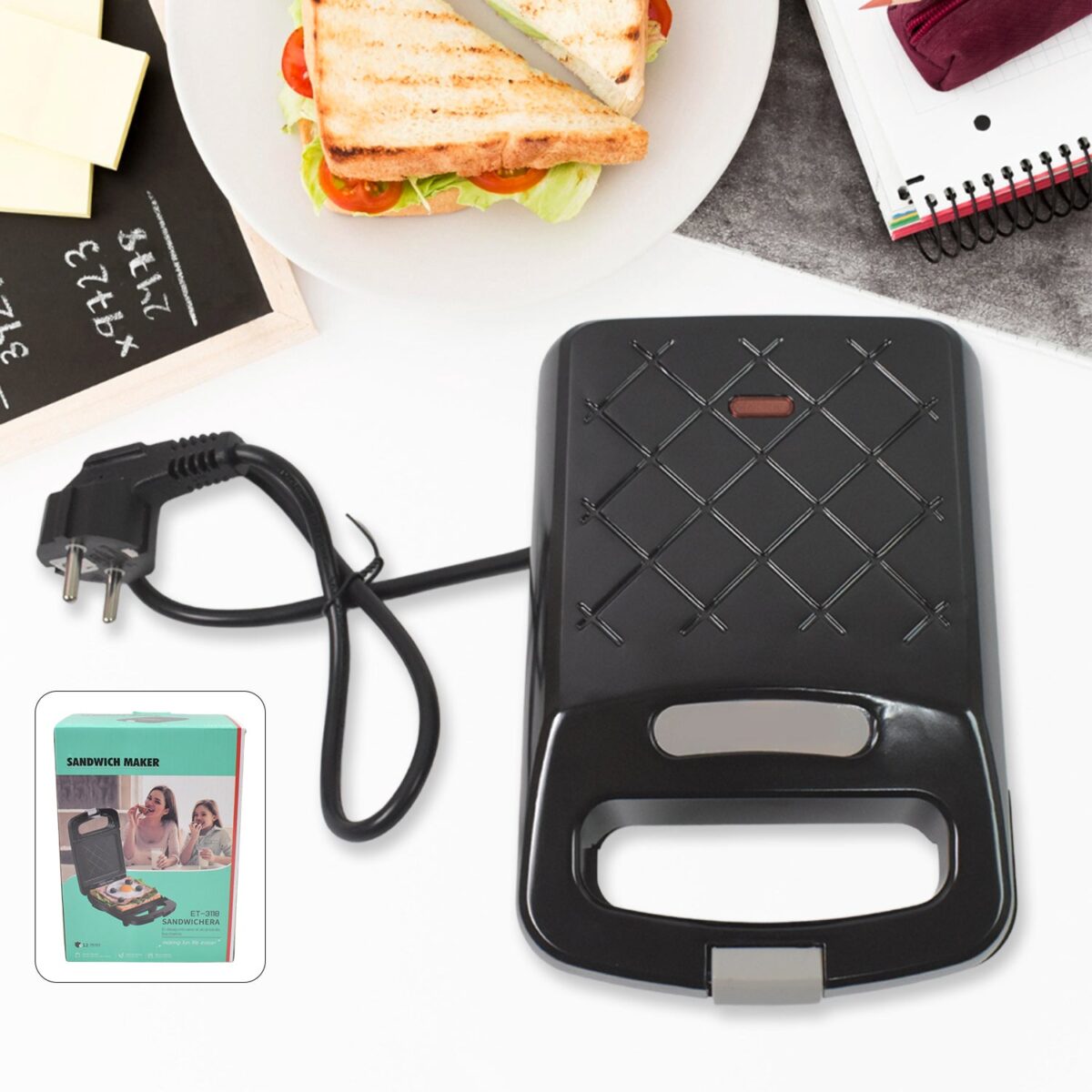 Sandwich Maker Makes Sandwich Non-Stick Plates (1 Pc / 500w) - Image 1
