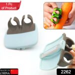 Hand Palm Peeler with Rubber Grip for Fruits & Vegetables - Image 3