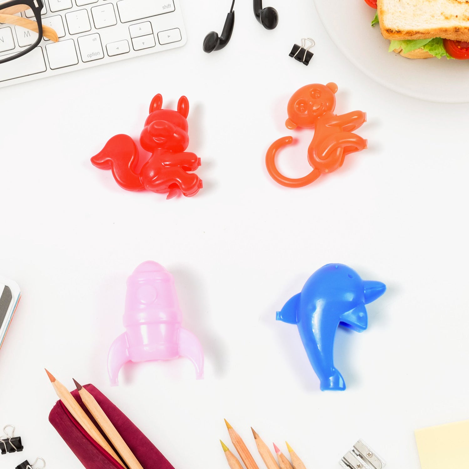01_a1b24ed9-f0c8-4cd7-b5aa-1b1c90593f64.jpg Mix Character, Monkey, Fish, Cat Pencil Top Promotional toys (1 Pc / Mix Colour & Design) - Image 1