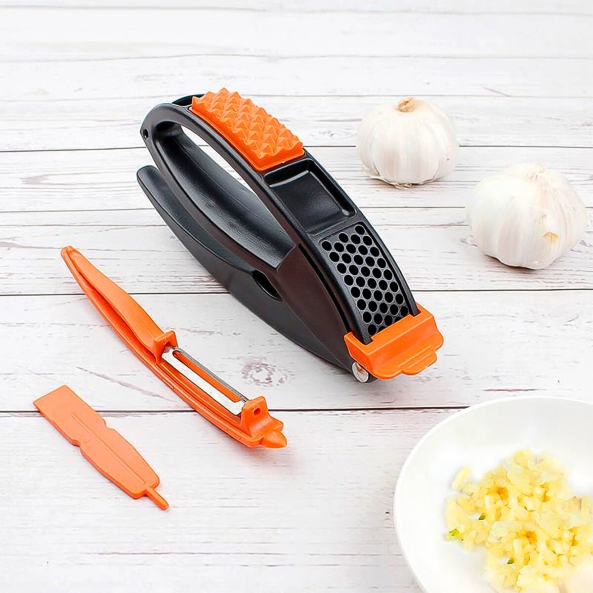 Multifunctional Garlic Press, Garlic Mincing & Crushing Tool (1 Pc) - Image 9