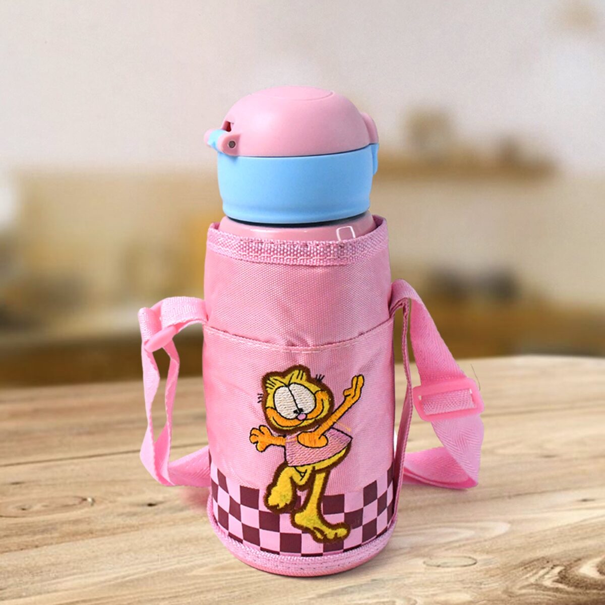 Thermos steel Double Wall Vacuum Bottle With Cover & Strap 600ml Approx - Image 1