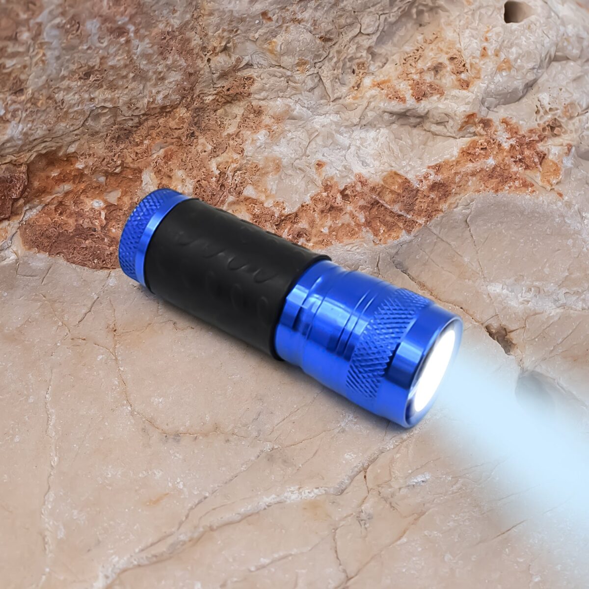 Portable Mini Torch, Super-Bright Mini 14 LED Bulb Pocket Torches - Torch Flashlight for Camping, Hiking, DIY, Travelling, Outdoors and More 3 Battery operated (Battery not included / 1 pc) - Image 1