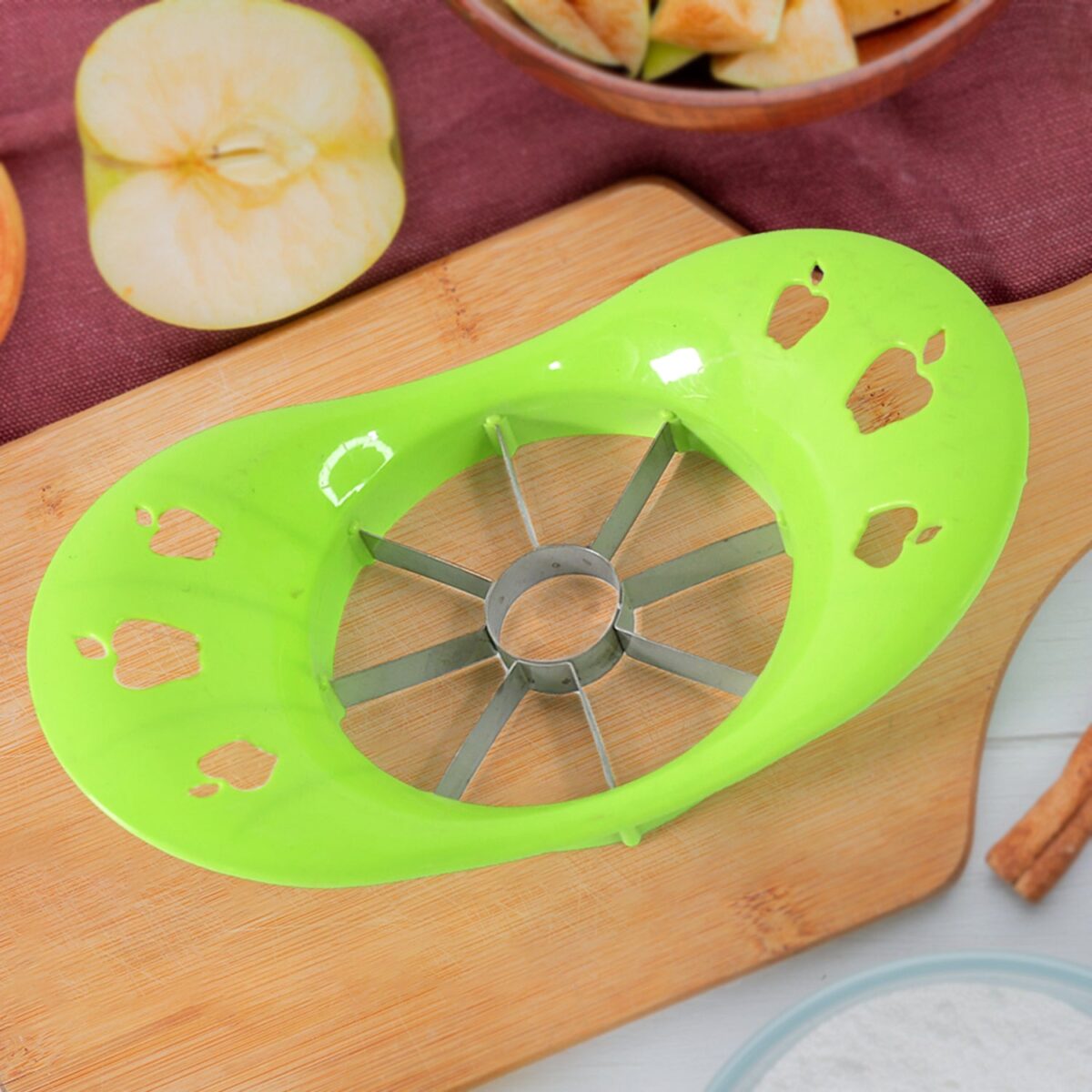Multi Purpose Fruit Slicer Apple Cutter Regular With 8 Stainless Steel Blades Apple Slicer (1 Pc) - Image 3
