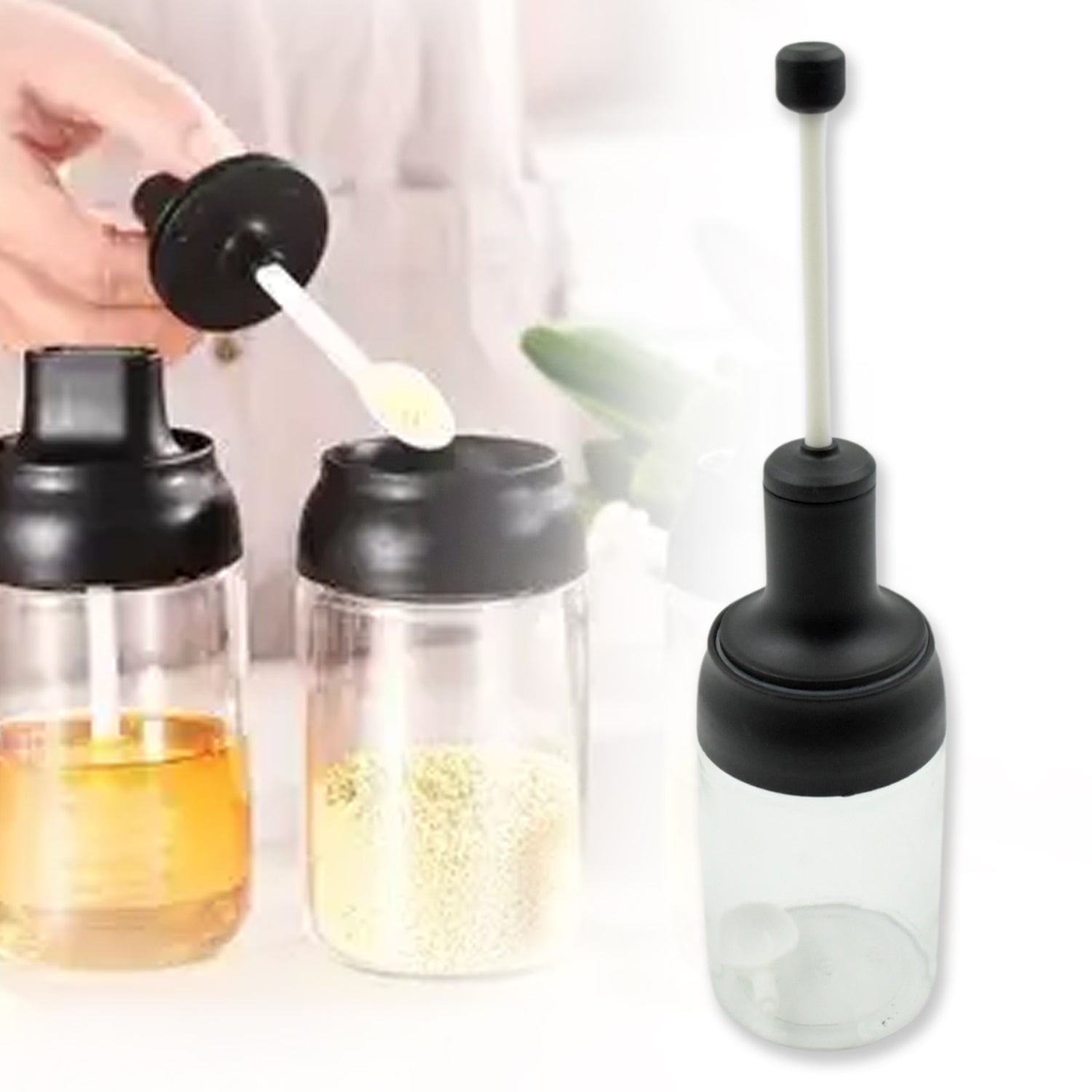 02_2a5e43b8-a20a-4b15-85de-2b170e34bbfd.jpg All-in-One Seasoning Jar: Heat-Resistant Glass with Spoon (1 Pc) - Image 5