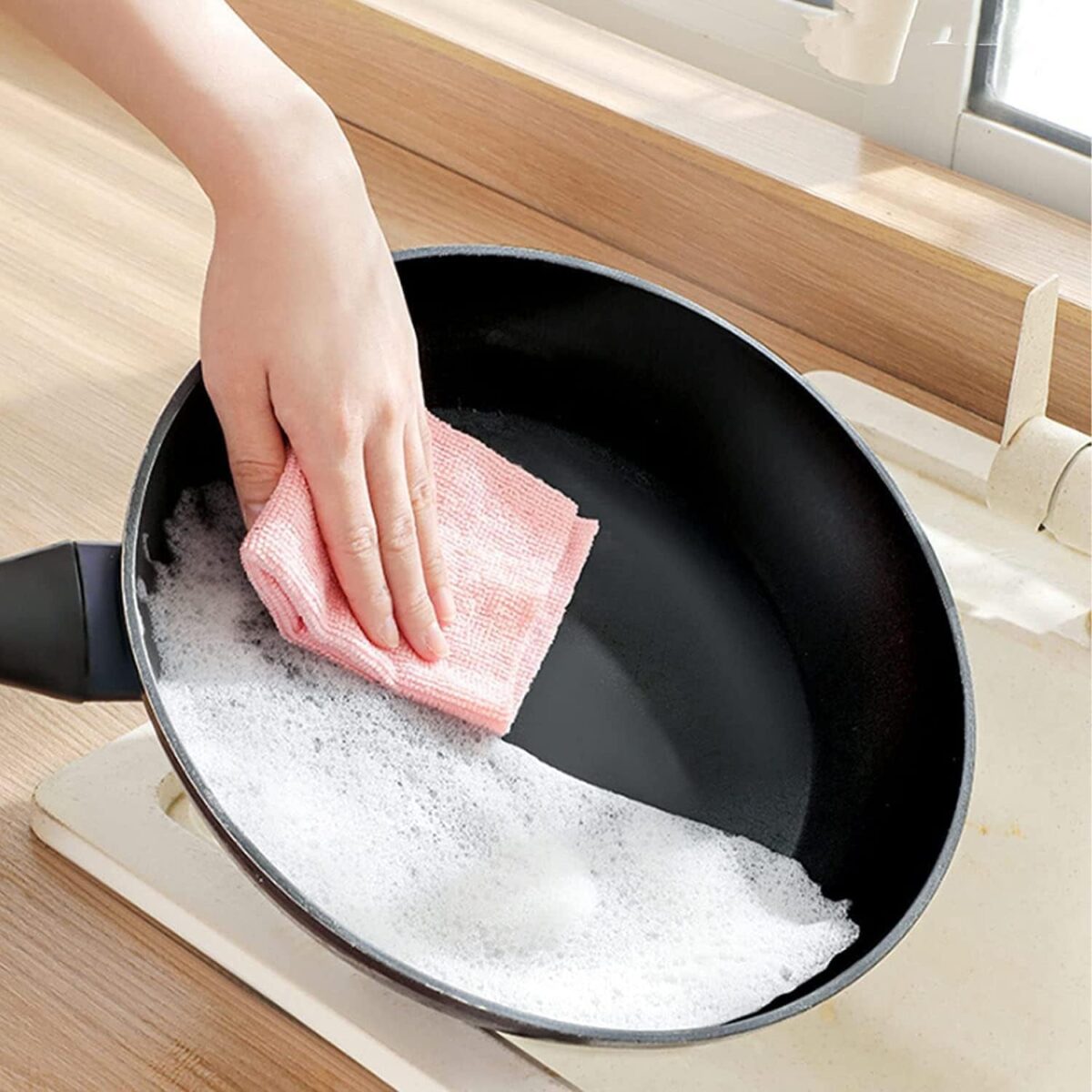 Microfiber Cleaning Cloth with Box (10 Pcs Set) - Image 6