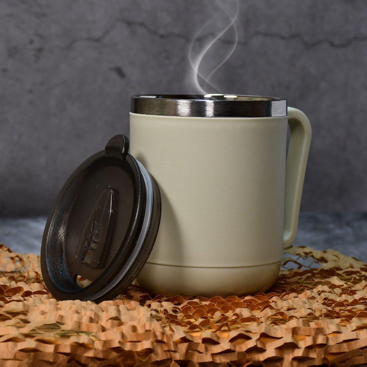 Ganesh Premium Stainless Steel Coffee Mug with heat resistant mug lid. Approx 400Ml mug. - Image 3