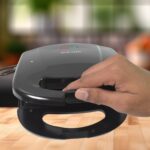 Sandwich Maker Makes Sandwich Non-Stick Plates| Easy to Use with Indicator Lights Sandwich toaster - Image 3