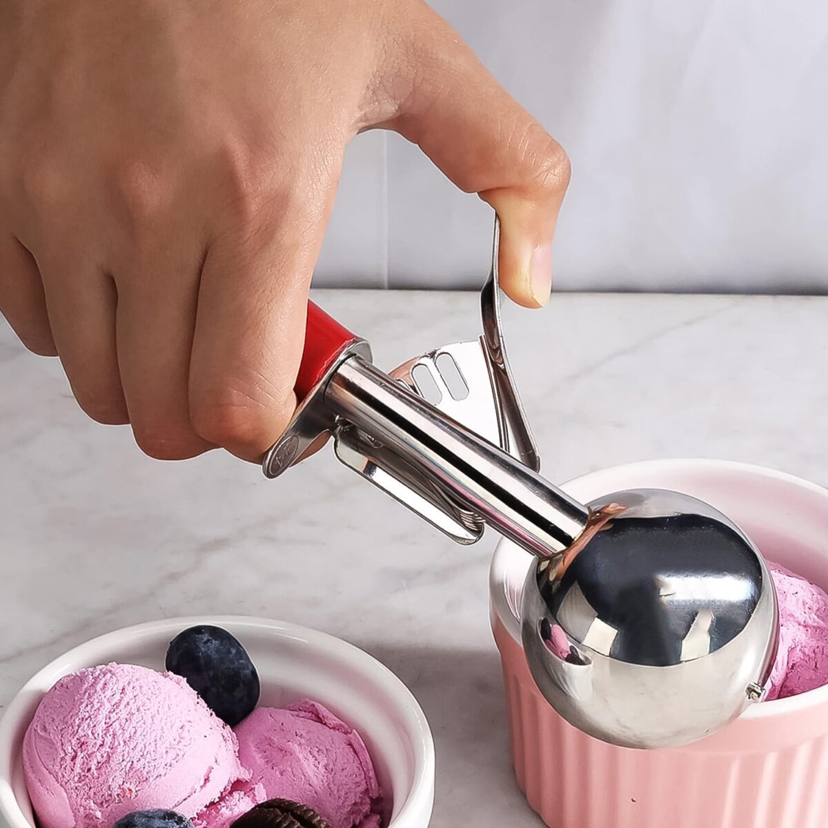 Apex Ice Cream Scoop Ã¢â‚¬â€œ 70 ML Stainless Steel Head with Ergonomic Handle (1 Pc) - Image 3