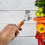 Vegetable and Fruit Peeler with Wooden Handle (1 Pc) - Image 3