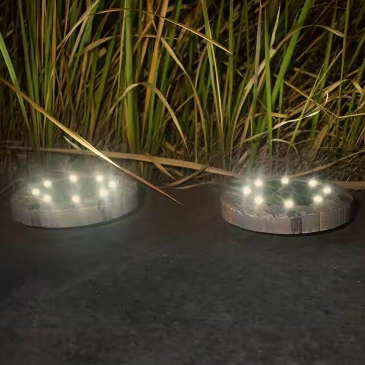 Disk Lights Slate Ã¢â‚¬â€œ Heavy Duty Outdoor Solar Pathway Lights Ã¢â‚¬â€œ 4 LED (2 Pc) - Image 3
