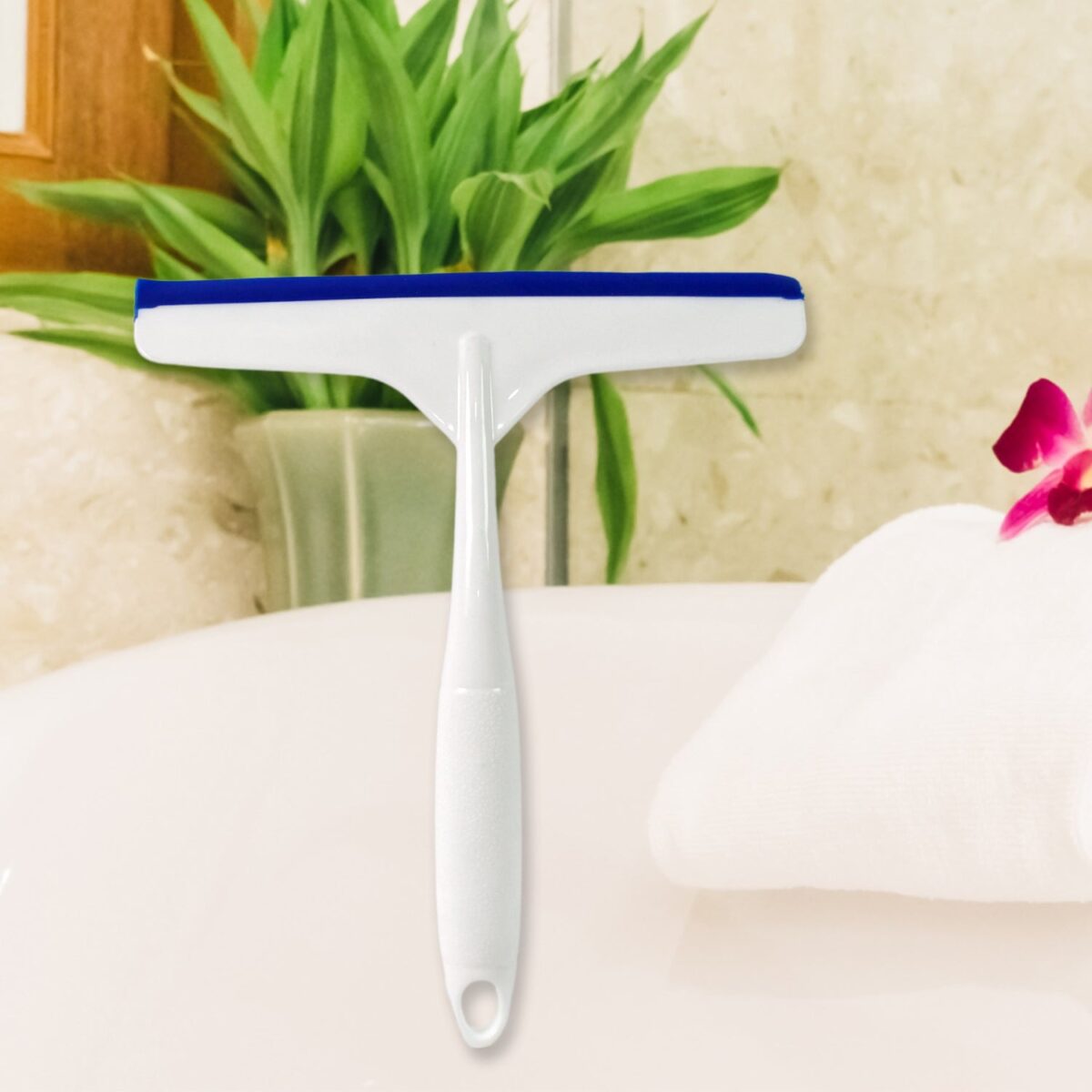 Plastic Kitchen Wiper (White / 1 Pc) - Image 3