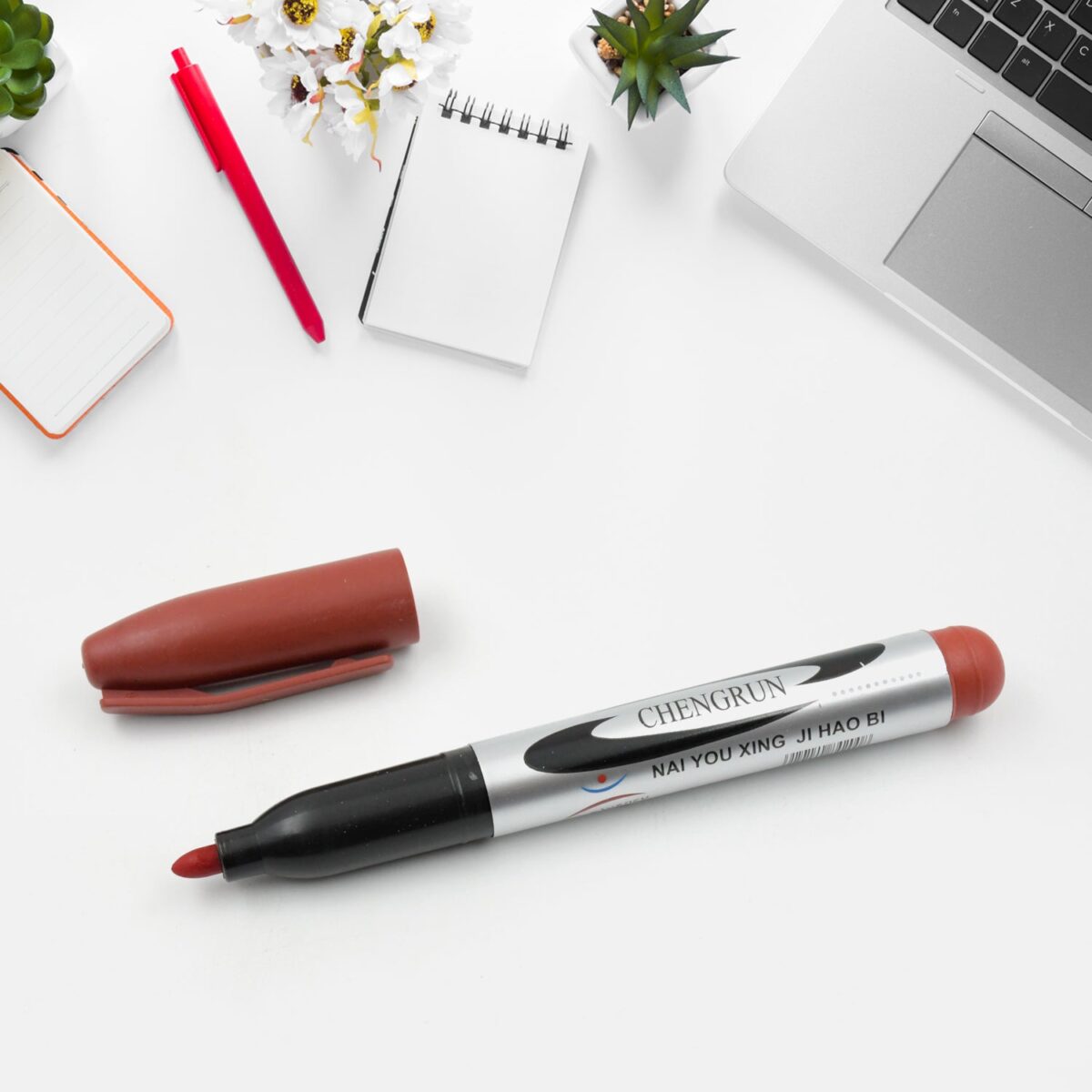 10Pc Marron Marker and pen used in studies and teaching white boards in schools and institutes for students (10 Pc Set) - Image 3