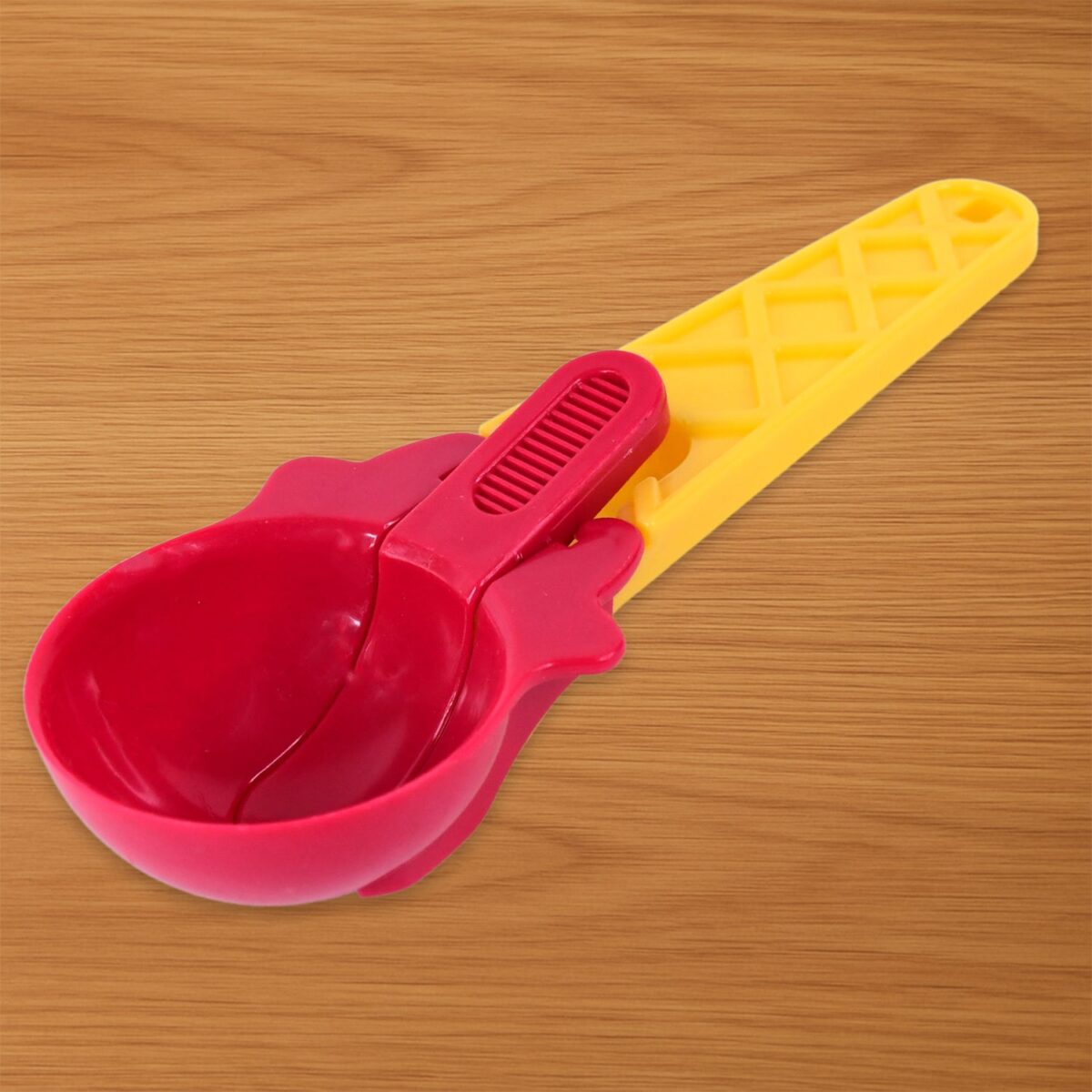 1-Piece Plastic Ice Cream & Watermelon Scooper with Trigger Dipper - Image 1