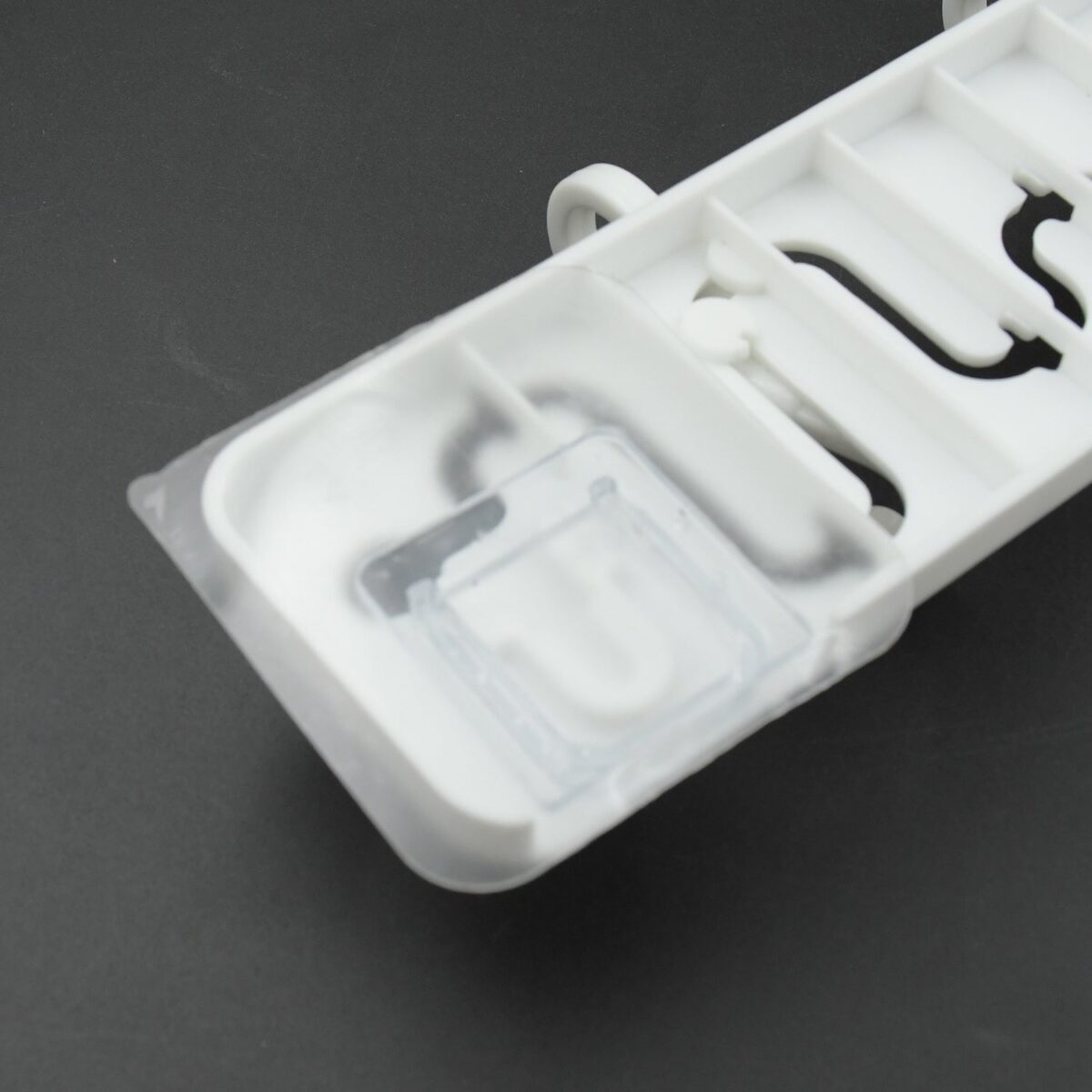 Adjustable Wall Hook: Slides for Easy Access (Bathroom & Home) - Image 7
