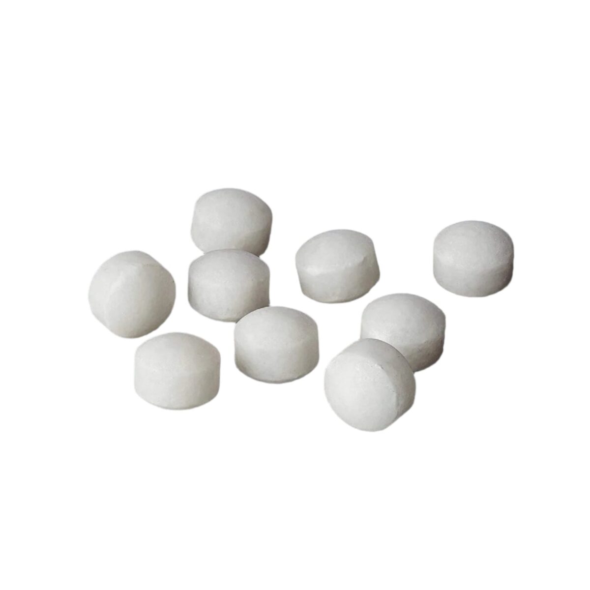 Naphthalene Balls for Clothes Pantry, Bathroom, Toilet ,Wardrobe , wash Basin, Urinal, Cockroaches. - Image 1