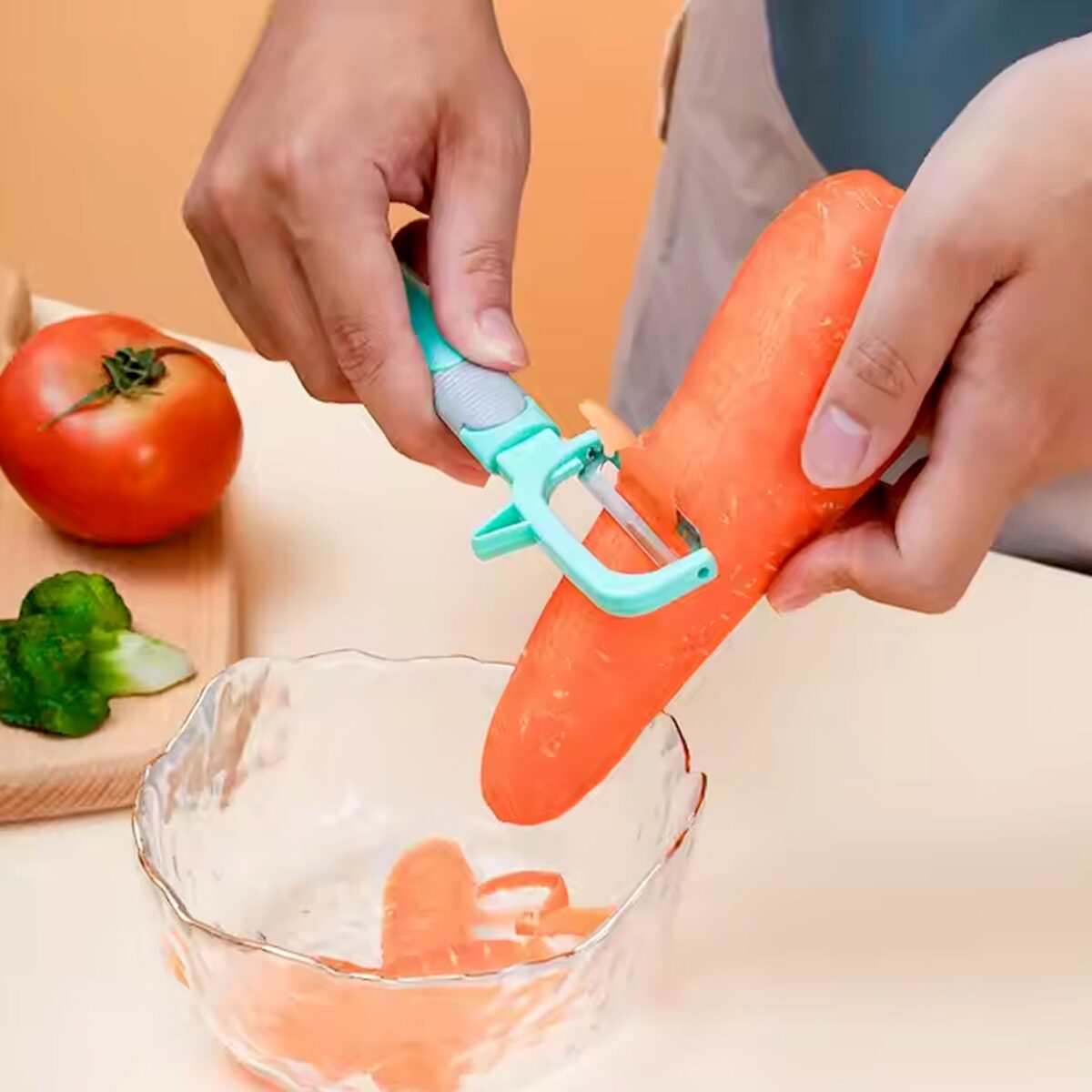 Multifunction Peeler Slicer with Plastic Handle (1 Pc / Mix Color) - Image 4