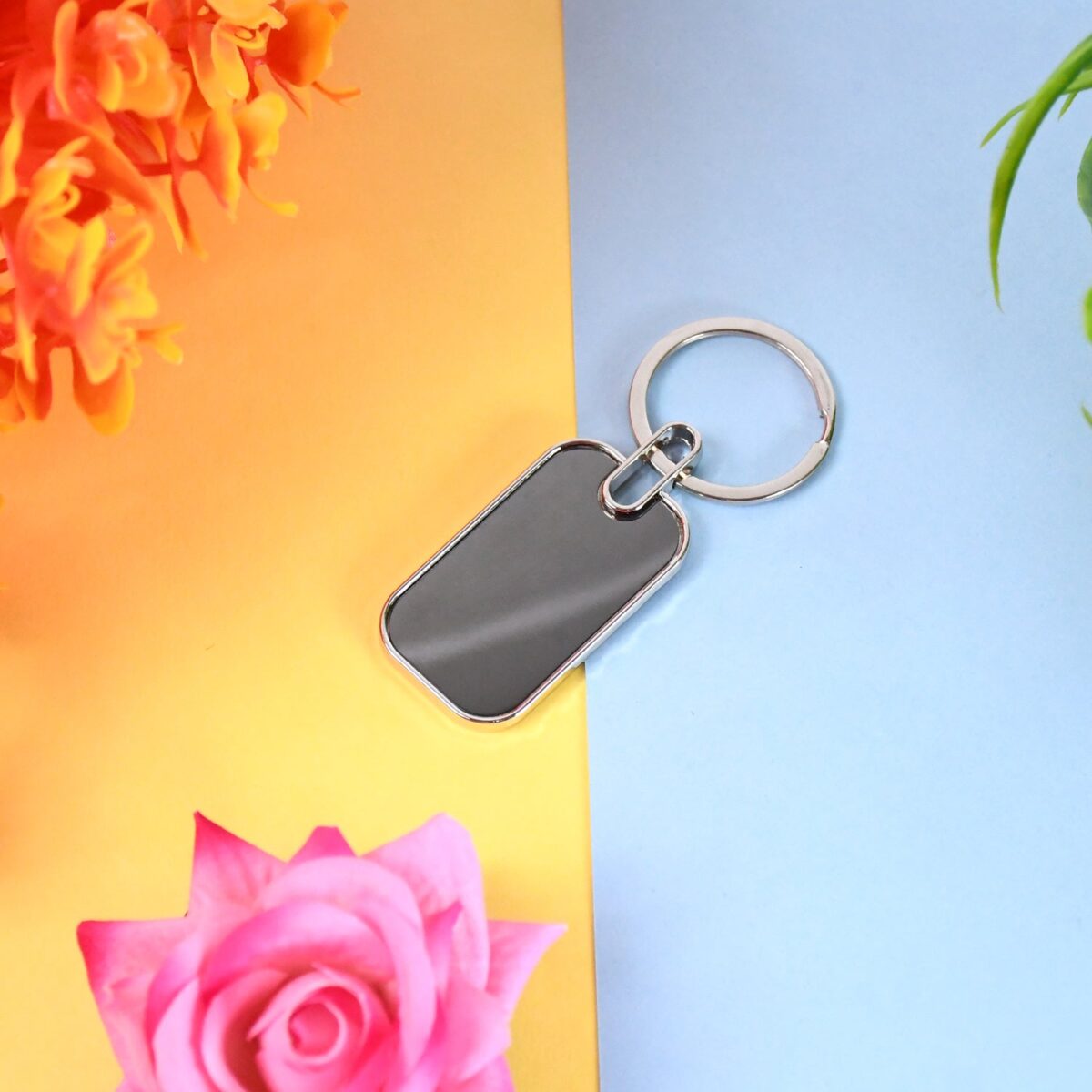 Keyring Metal Keychain Handbag Charm Round Oval Key Rings (1 Pc) - Image 1