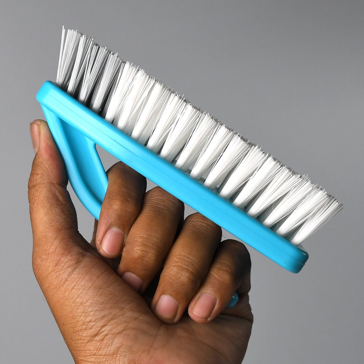 Multipurpose Cleaning Brush for Clothes and Floors - Image 3