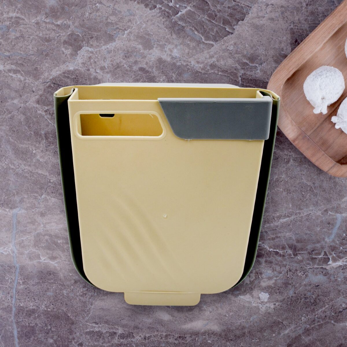 Foldable Hanging Trash Can Ã¢â‚¬â€œ Space-Saving Waste Bin for Kitchen, Bathroom & Car - Image 1