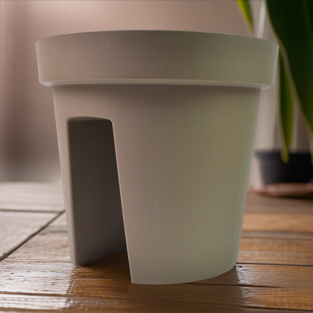 Creative Flower pot Balcony Flower Pot Holder (2 Pc) - Image 3