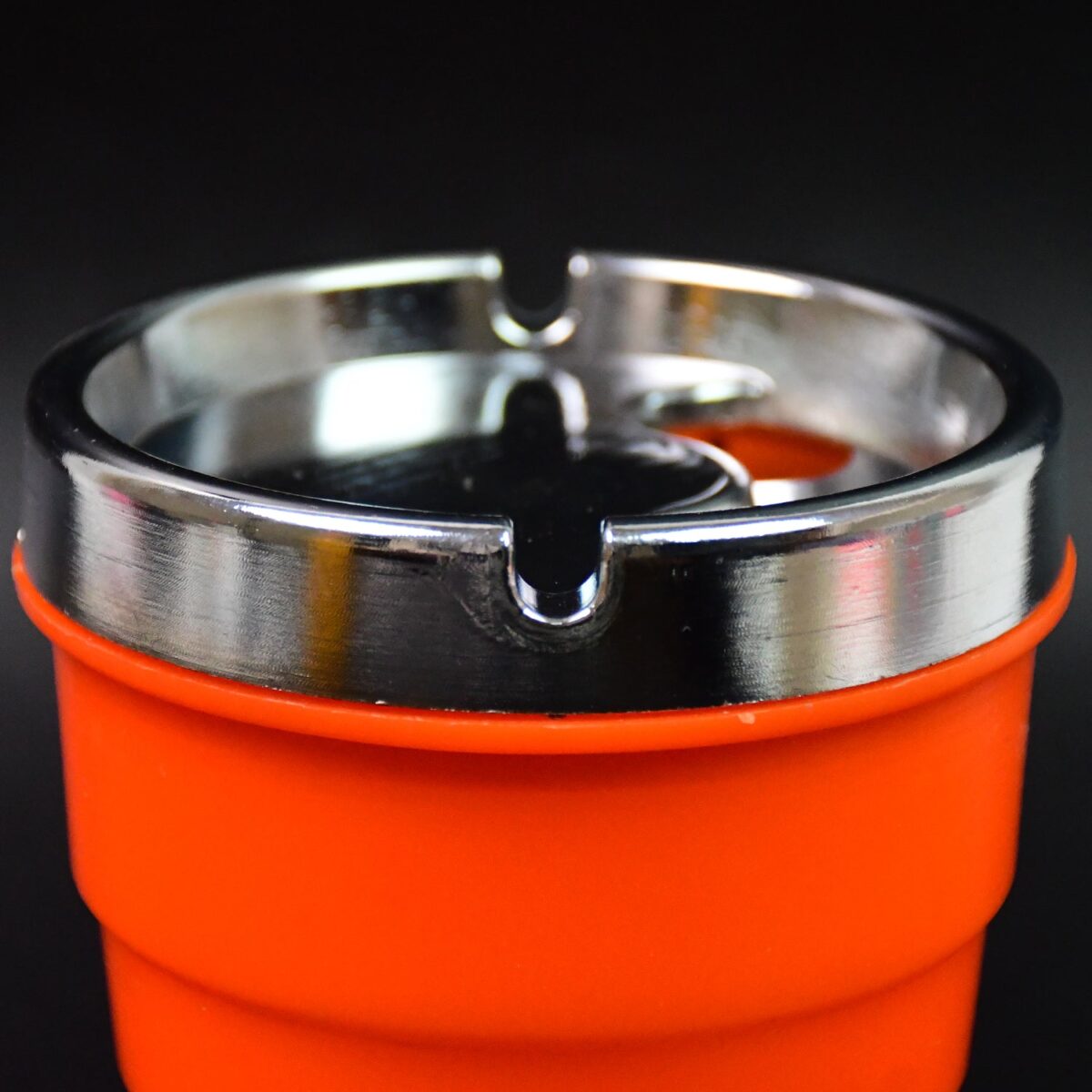 Plastic Car Ashtray Holder Cup with Lid (1 Pc) - Image 4