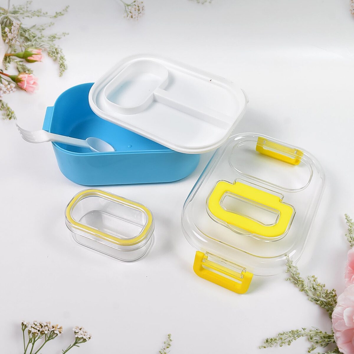 Durable Plastic Lunch box for Kids With 2 in 1 Spoon, Fork (1 Pc) - Image 4