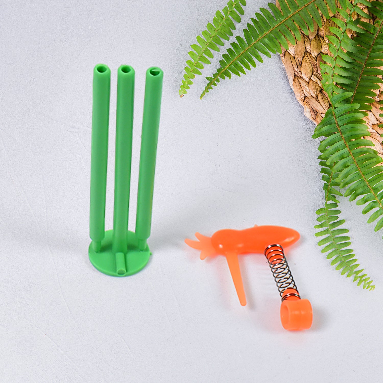 04_7c47eff4-c7c7-4df2-98e9-23404b8da471.jpg Small Woodpecker Fun Toy (1 Pc / Mix Color & Design) - Image 6