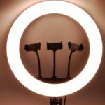 18 Inch LED Ring Light with 3 Colour Modes & 3 Mobile Holders, Remote Control (1 Set) - Image 3