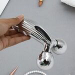 3D Manual Face Roller Massager (1 Pc) - Image 3