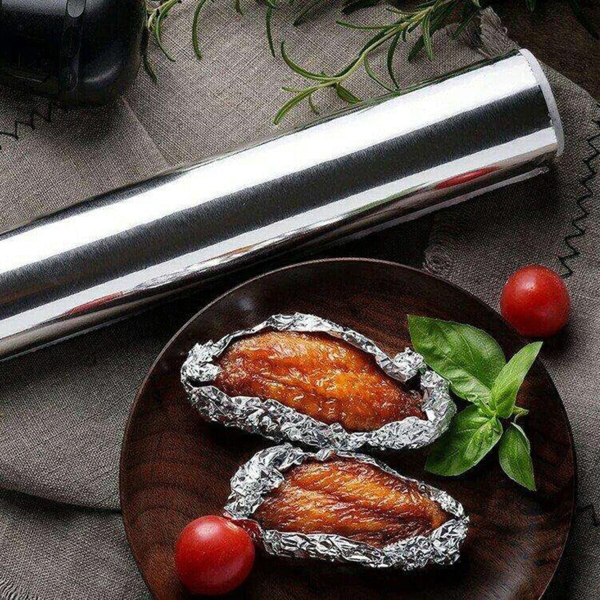 Aluminum Foil Roll Heavy Duty Non Stick Thick Aluminum Foil Sheet Baking Grilling Tool (5mX300mm) - Image 1