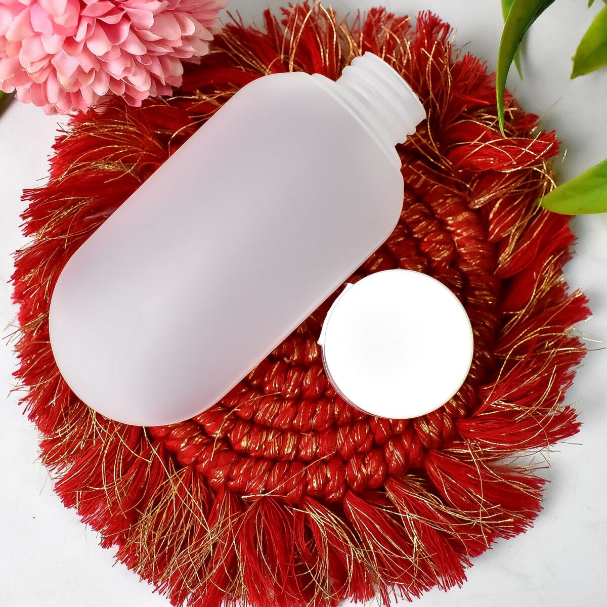Small Plastic Travel Bottle Set, Travel Shampoo and Conditioner Bottles (1 Pc / 60 ML Approx / Mix Color) - Image 7