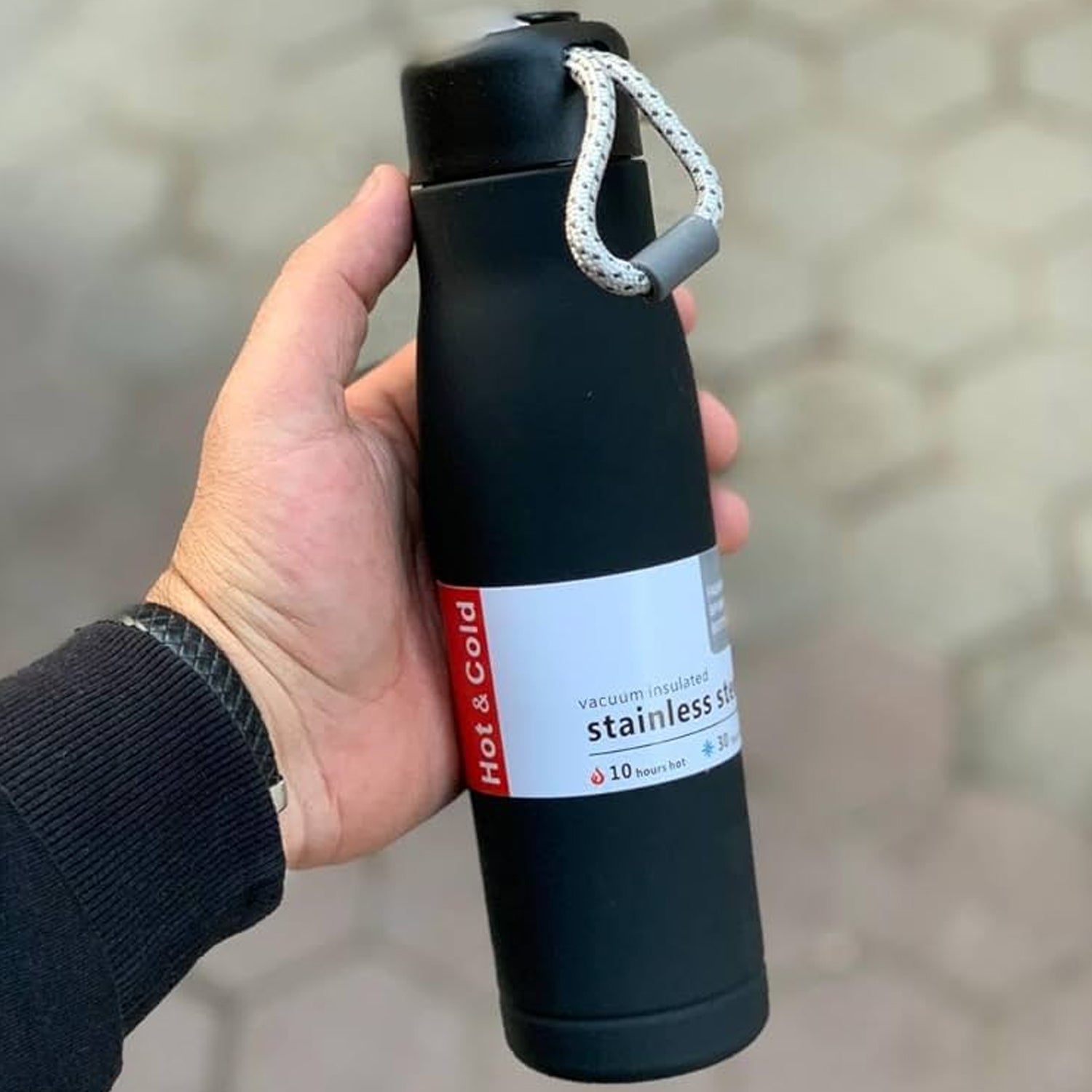 05_e5c9aeb9-79d4-4fc6-95f1-1109467a86f4.jpg Double Wall Vacuum Insulated Water Bottle (550 ML) - Image 6