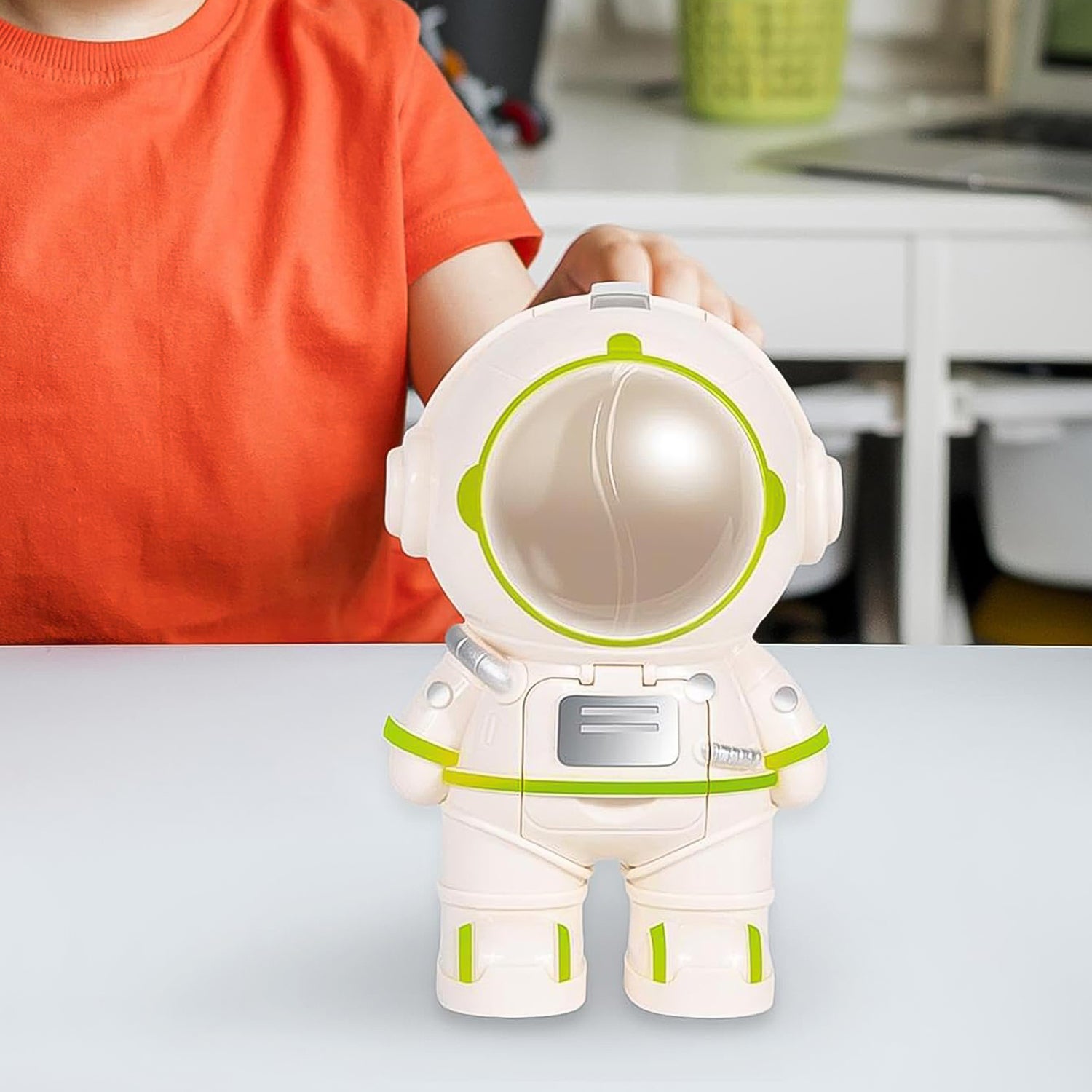 06_2ba1f849-1d68-4d2a-a3f7-60543ad98615.jpg Astronaut Shape Water Dispenser Water Cup (1 Pc) - Image 4