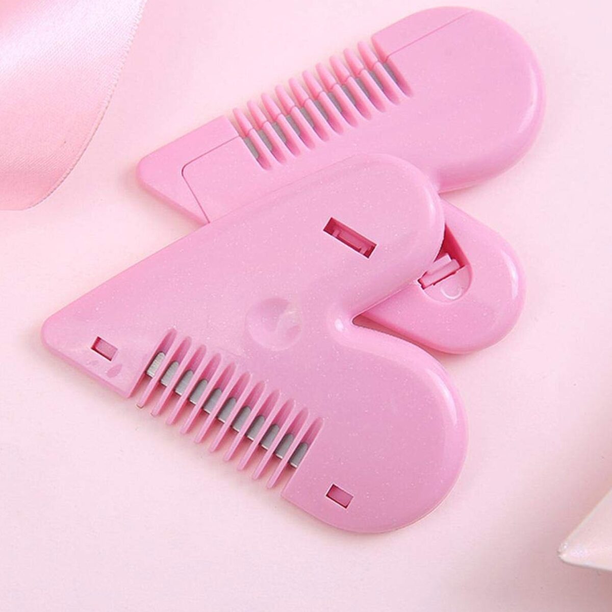Heart Shape Plastic Hair Cutting Scissors (1 Pc / With Card Packing) - Image 9