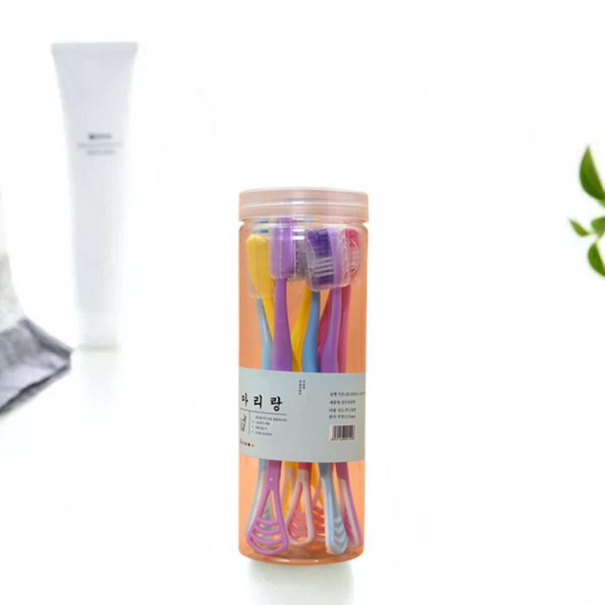 8 Pc 2-in-1 Toothbrush Case for Family Use - Image 11