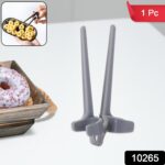 Plastic Finger Chopsticks for Gamers, Snack Clips (1 Pc) - Image 2