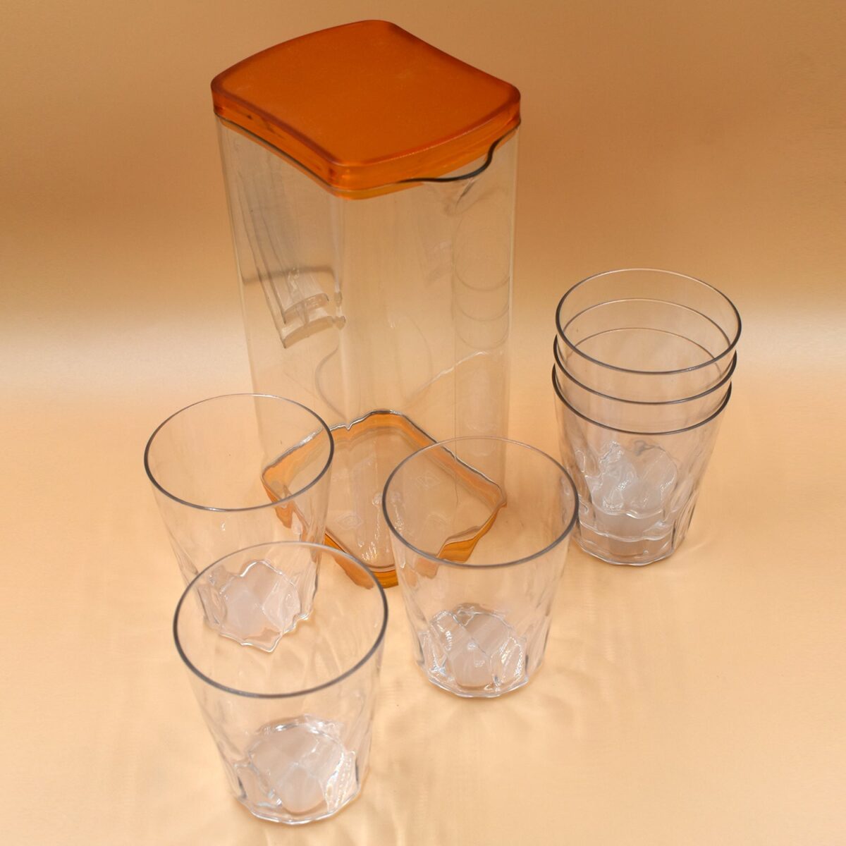 Resistant Glass Jug for Juice, Milk, Cold or Hot Beverages (plastic) - Image 3