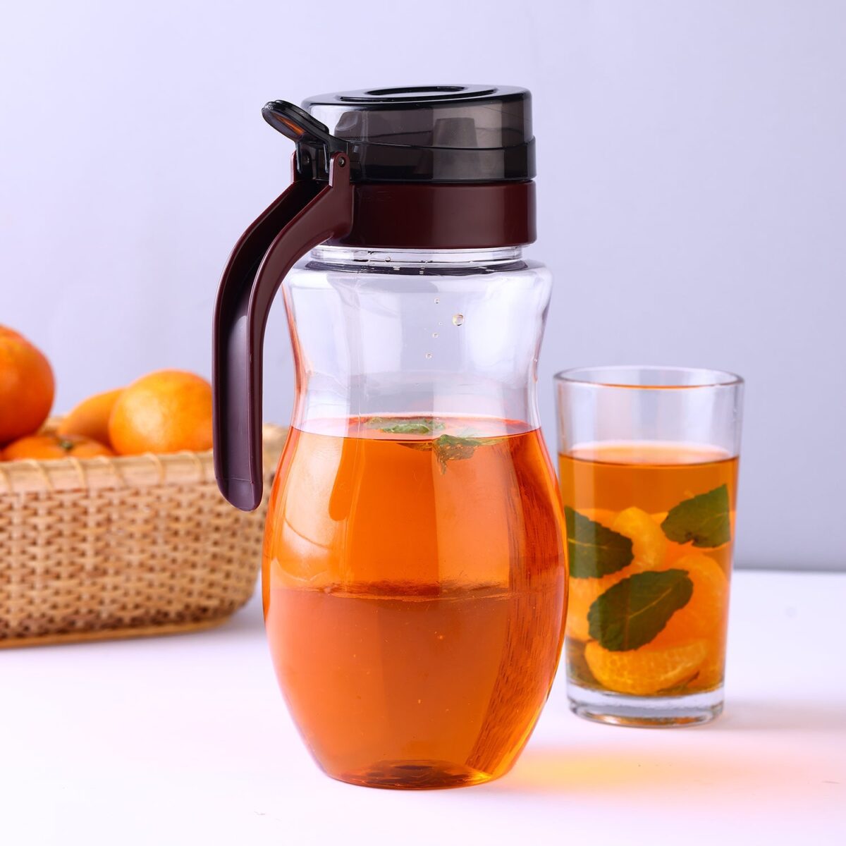 Oil Dispenser Stainless Steel with small nozzle 1000ml - Image 1