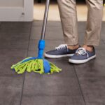 Ceiling Broom Fan for cleaning and wiping over dusty floor surfaces with effective performance. - Image 3