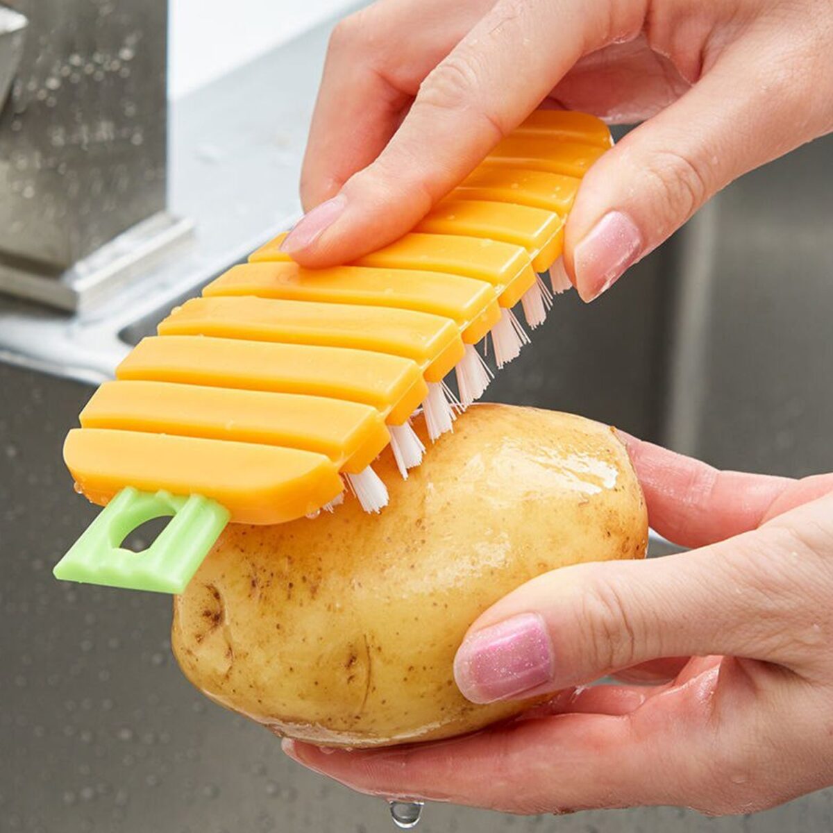 Carrot-Shaped Non-Toxic Vegetable Scrubbing Brush for Fruits & Veggies - Image 11