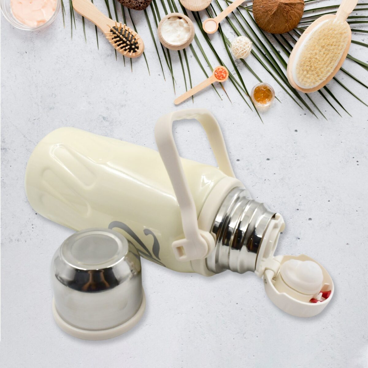Stainless Steel Vacuum Insulated Water Bottle | Leak Proof Flask for Tea Coffee | With Steel Cup - Image 1