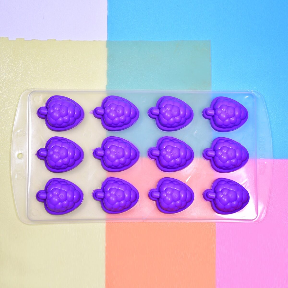 Mix design Ice Trays for Freezer with Easy to Release Flexible Silicone shape ice cavity. - Image 7