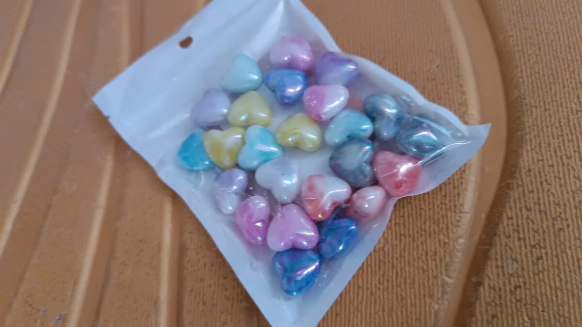 Heart-Shaped Crystal Gem Valentines with Gift Cards (24 Pc) - Image 2
