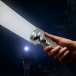 Nostalgic Flashlight,Flashlight Outdoor, Portable Nostalgic Simple Iron Outdoor Old-Fashioned Flashlight - Image 3