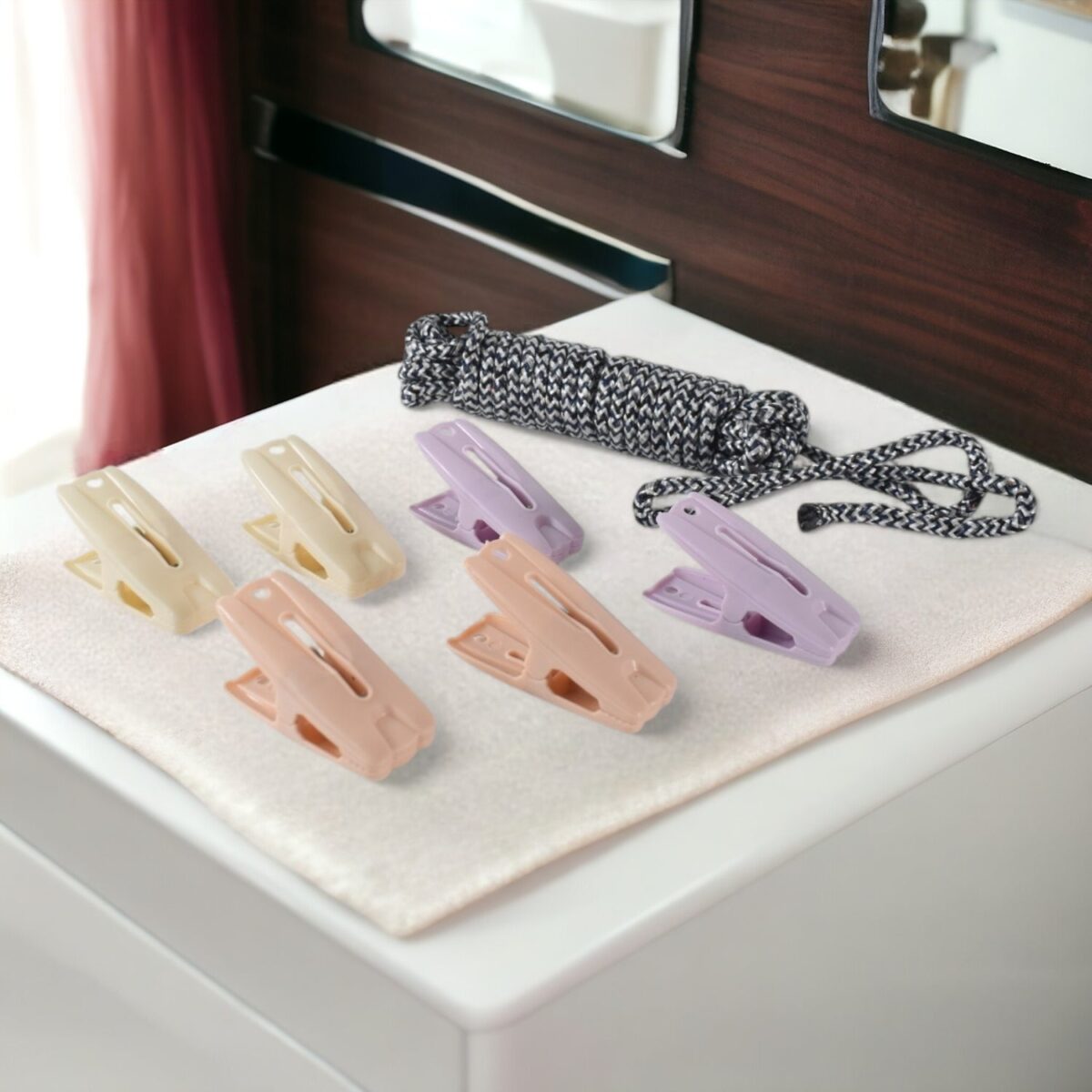 Cloth Drying Rope with Clips Ã¢â‚¬â€œ Convenient and Durable Hanging Solution (7 Pc Set) - Image 4