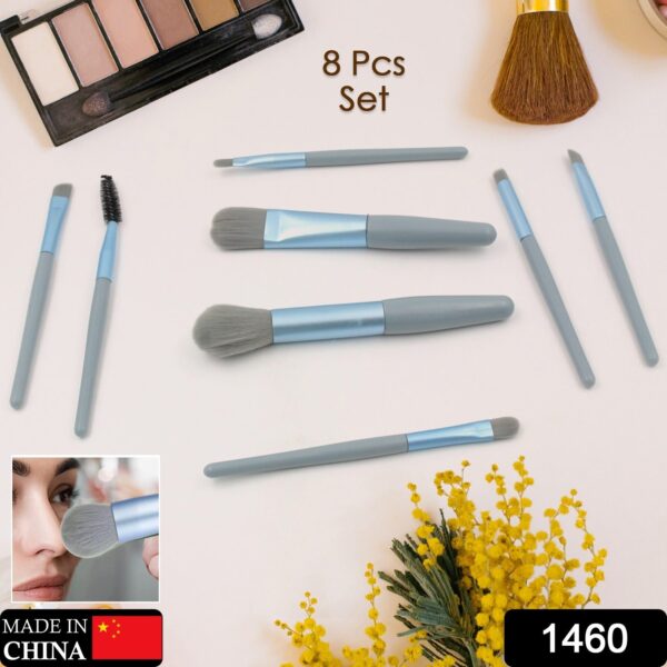 8-Piece Mini Makeup Brush Kit â€“ Portable Premium Synthetic Set with Case (Mix Colors)