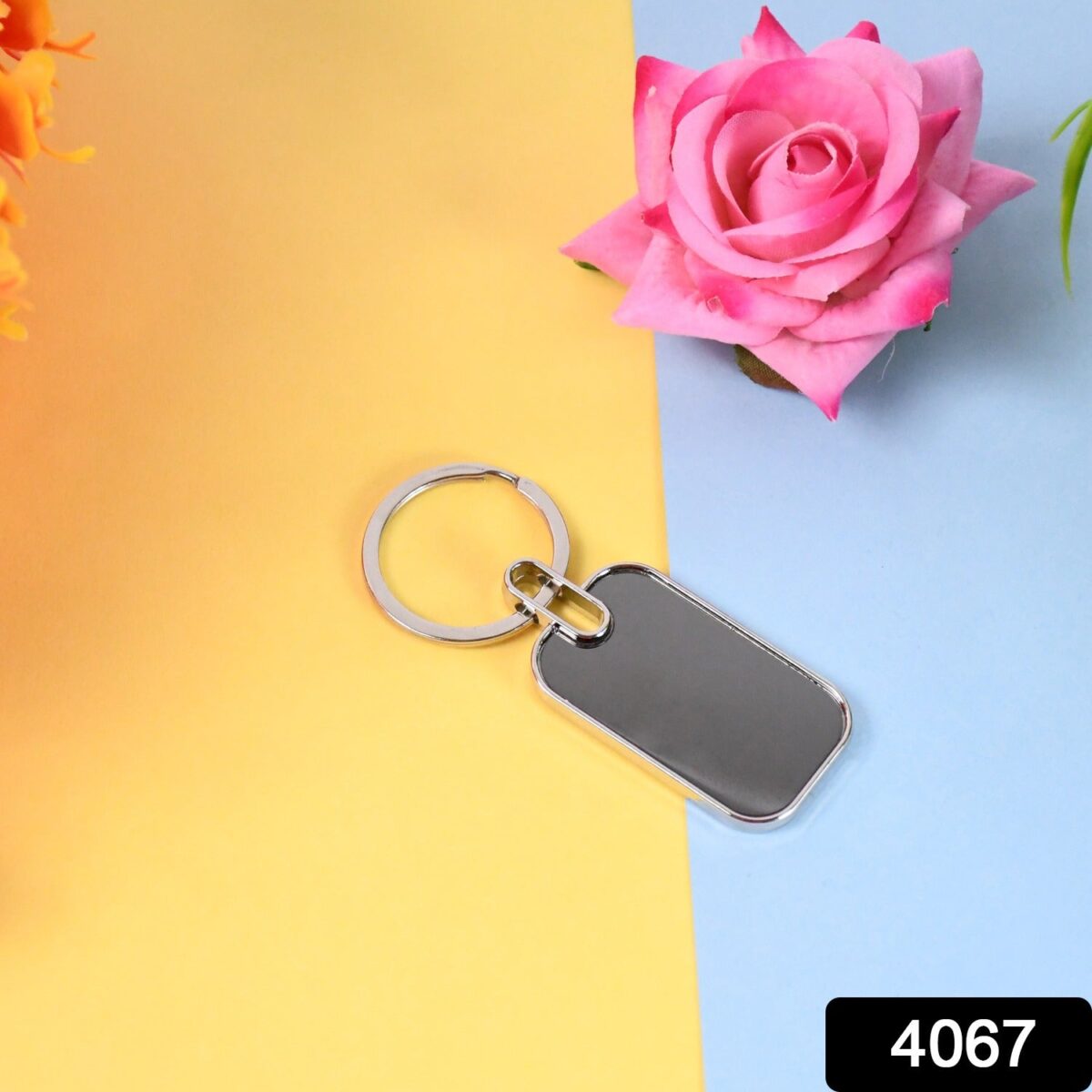 Keyring Metal Keychain Handbag Charm Round Oval Key Rings (1 Pc) - Image 2
