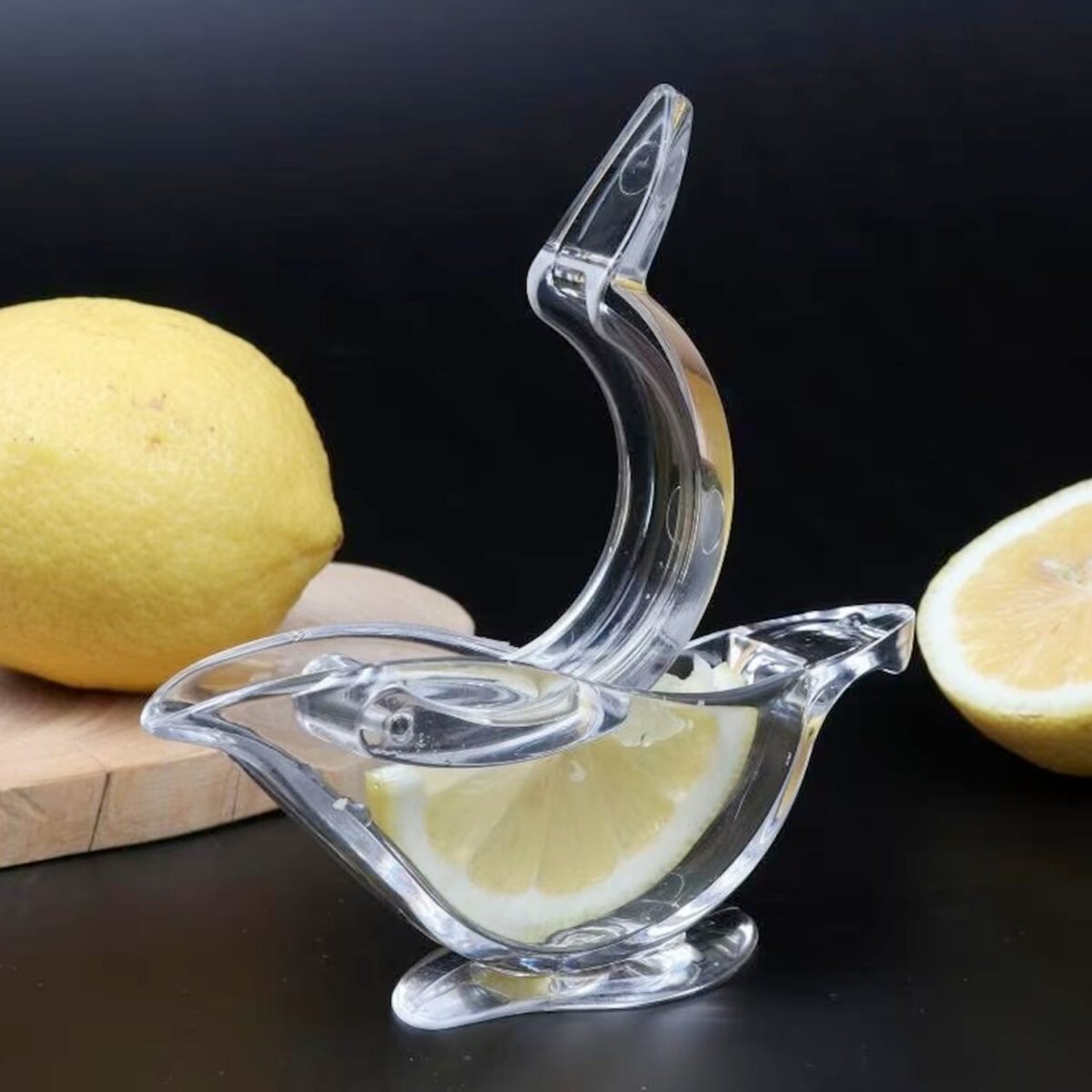 Bird-Shaped Lemon Squeezer for Citrus Fruits (Portable, Color Box) - Image 9
